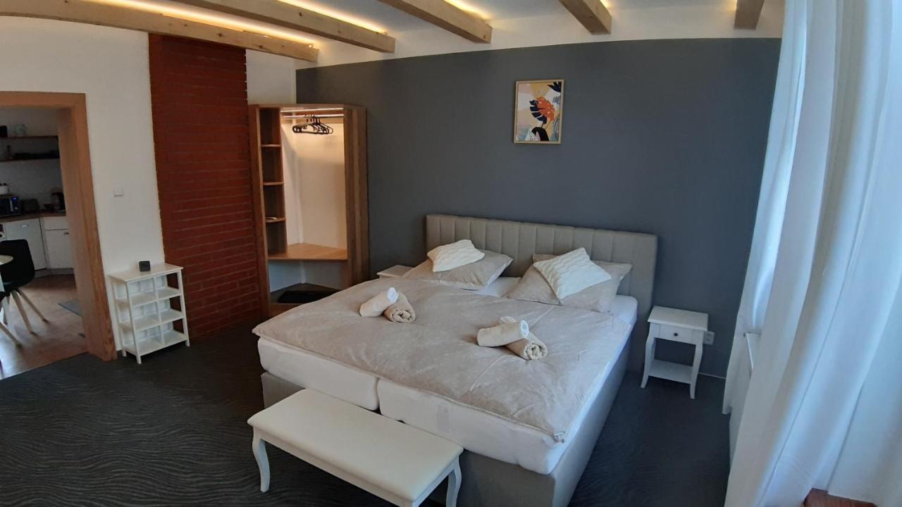 Three Apartment Františkovy Lázně Kültér fotó