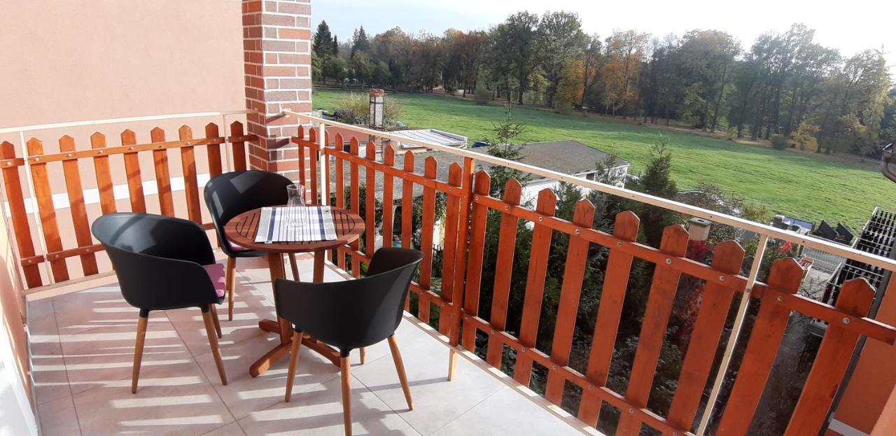 Three Apartment Františkovy Lázně Kültér fotó
